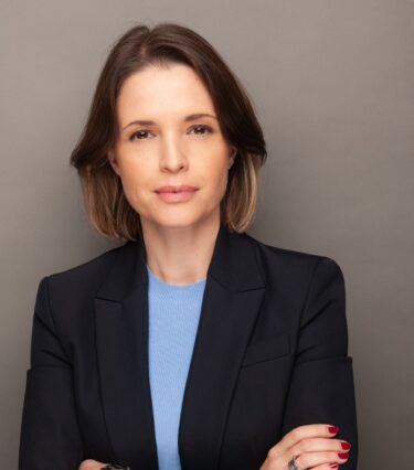 Ana-Maria Balan headshot